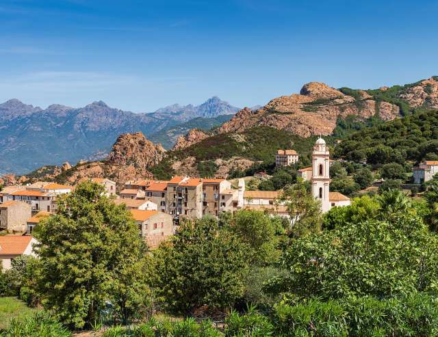 Westkorsika: Aussicht auf das Dorf Piana