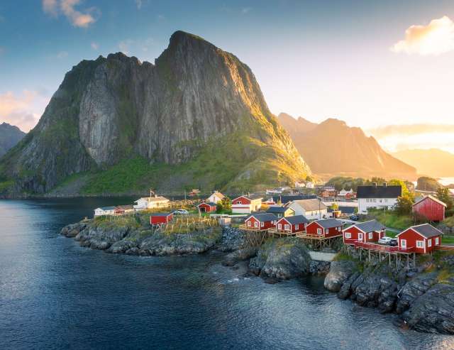 Die kleine Stadt Reine: Lofoten