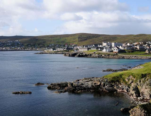 bizarre Klippen, archaische Natur: Shetland Islands