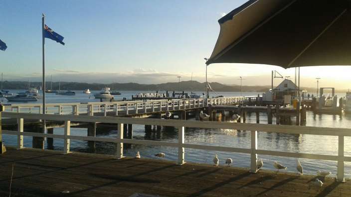 Russel Harbour View – ©Holger Tigges