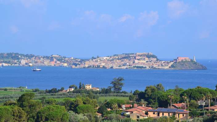 Blick auf Portoferraio von der Hotelterrasse