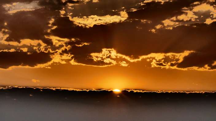 Sonnenuntergang (Mowani Mountain Camp)