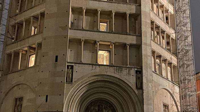 Baptisterium in Parma