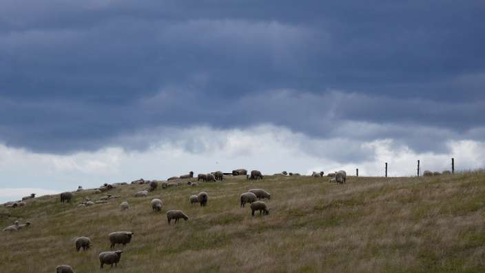 Regenwolken bei Hastings