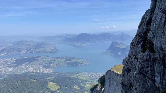 Blick vom Pilatus auf den Vierwaldstätter See