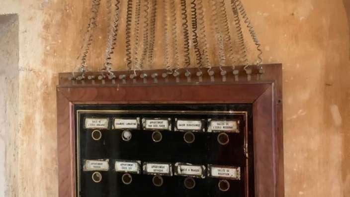 Klingelschild Château Cormatin