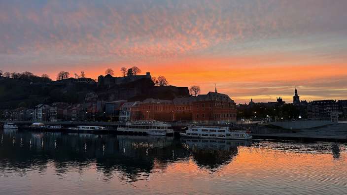 Namur (Blick auf die Zitadelle von unserem Fenster)