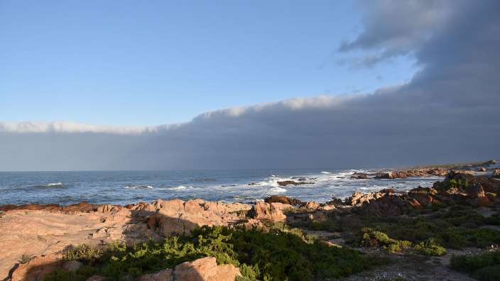 Dramatische Morgenstimmung am Groenriviermond