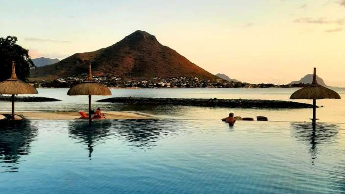 Pool im Sands Suites Resort & Spa