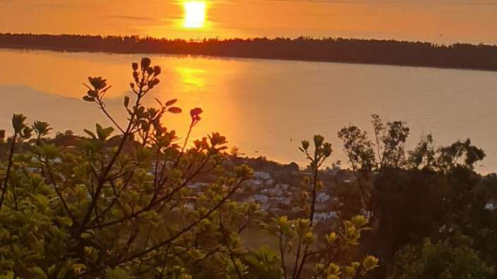 Sonnenuntergang in der Bar der Lakaz Chamarel Lodge 