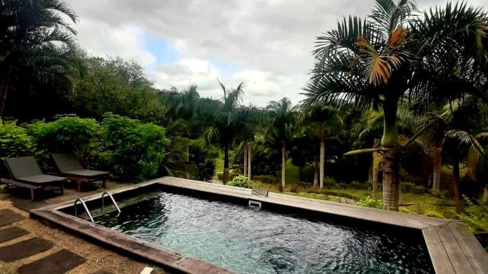 Privat Pool und Dschungelsicht in der Lakaz Chamarel Lodge 