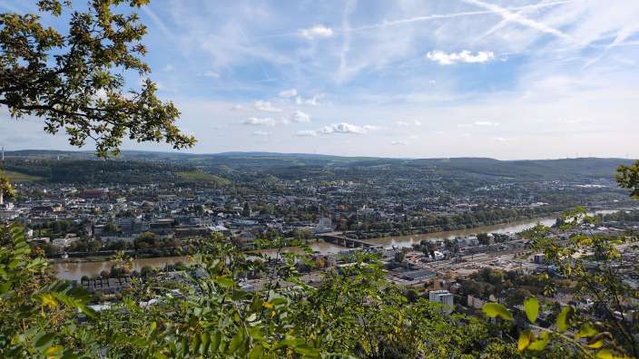 Blick über Mosel und Trier