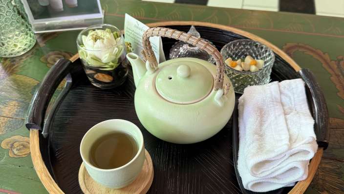 Kaltes Tuch und leckerer Eistee im Hotel, bei 38°C ideal