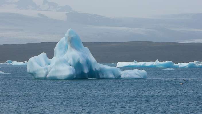 Glacier Lagoon