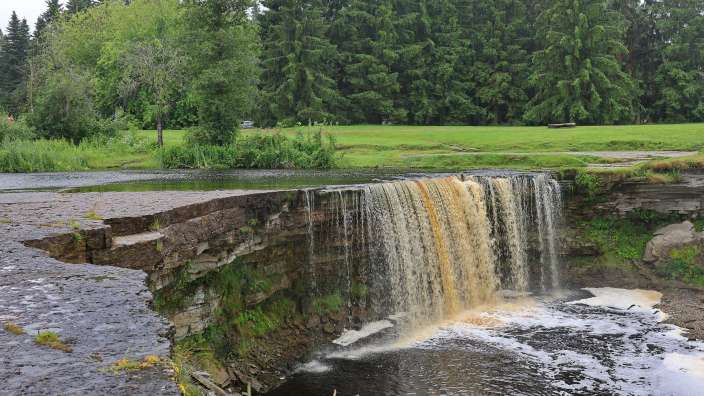 Jägala Wasserfall im Lahemaa Nationalpark