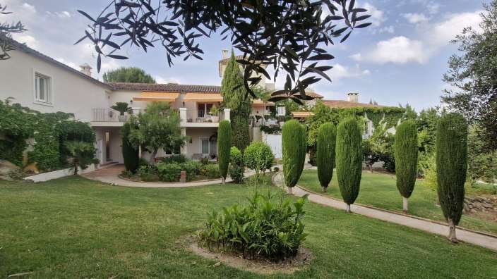 La Fuente de la Higuera