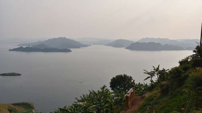 Lake Mutanda