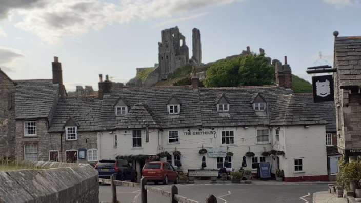 The Greyhound Inn - Corfe Castle