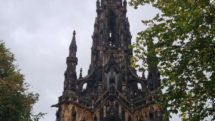 Sightseeing in Edinburgh