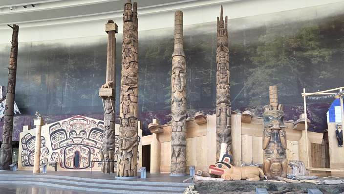 Ottawa Canadian Museum of History Totempfähle