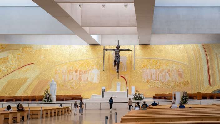 Basilika der heiligsten Dreifaltigkeit, Fatima