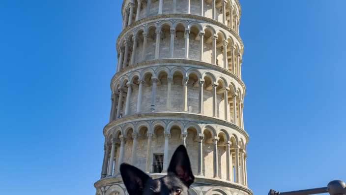 Schön schief der Turm...