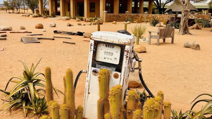 Tankstelle im Outback Namibias 