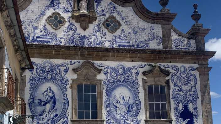 Typische Fassade von Portugal 