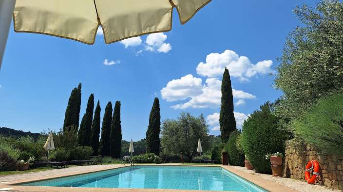 Pool 1 auf einem Weingut in Chianti