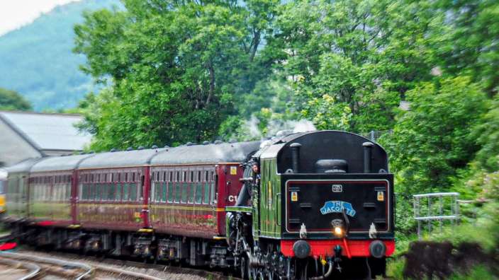 Jacobite Steam Train, Einfahrt in Fort Williams Station