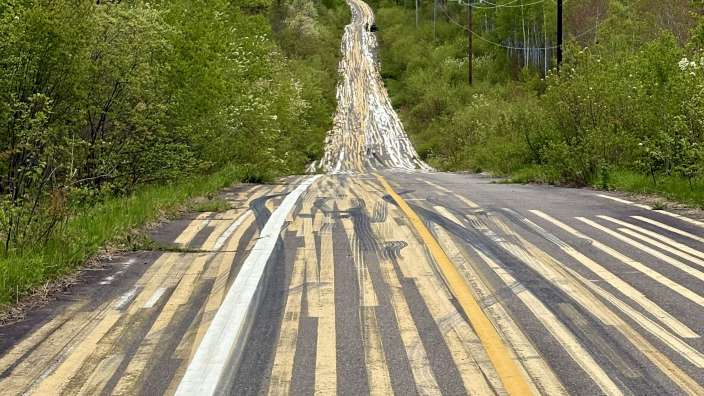 Der Roadstripes Graveyard bei Grandfalls 