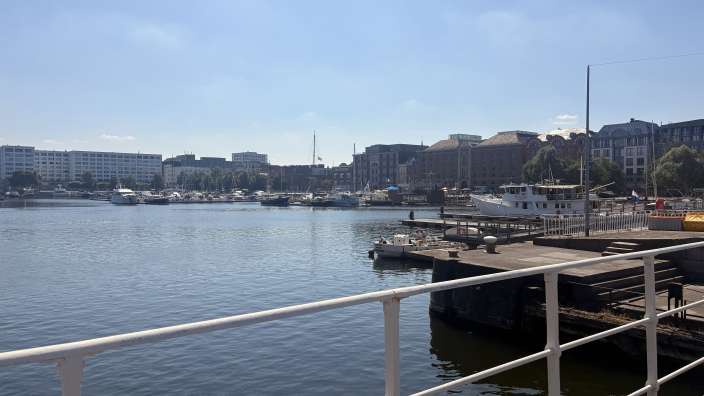 Blick über die alten Hafendocks Antwerpen