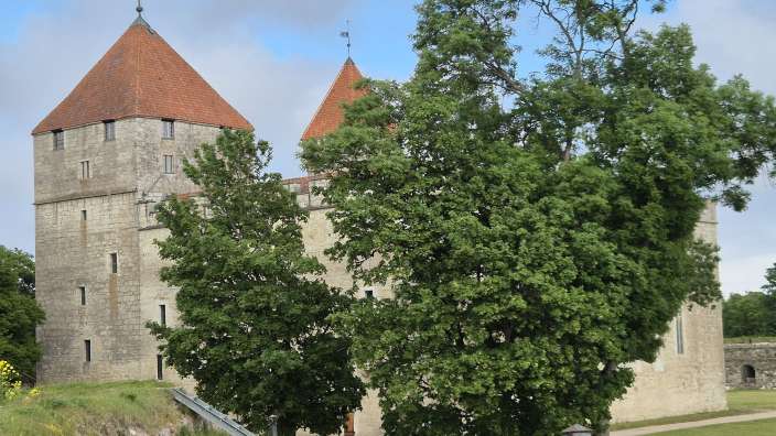 Saaremaa, Bischofsburg