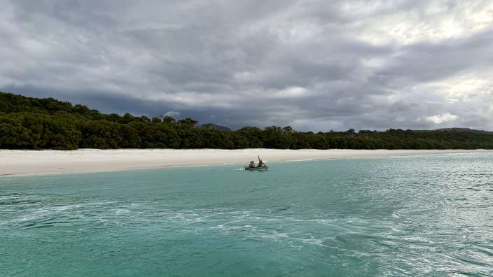 Whitehaven - Beach mit Wolken